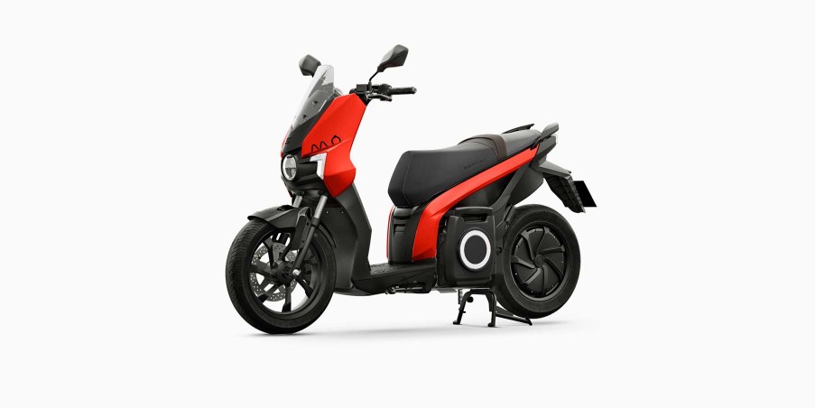 SEAT-Mo-eScooter-125-roja